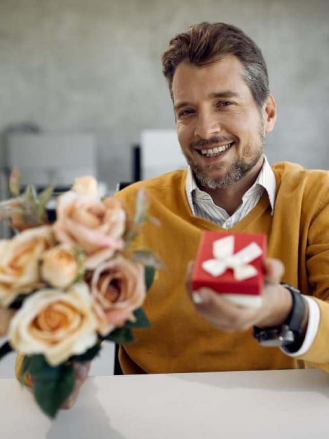 Long Distance Relationship Gifts: Impress Your Beloved