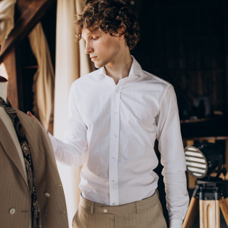 A Full Guide on How to Tie a Tie