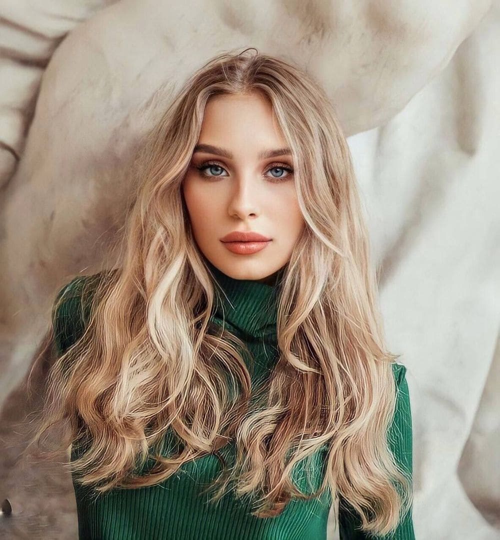 cute French women