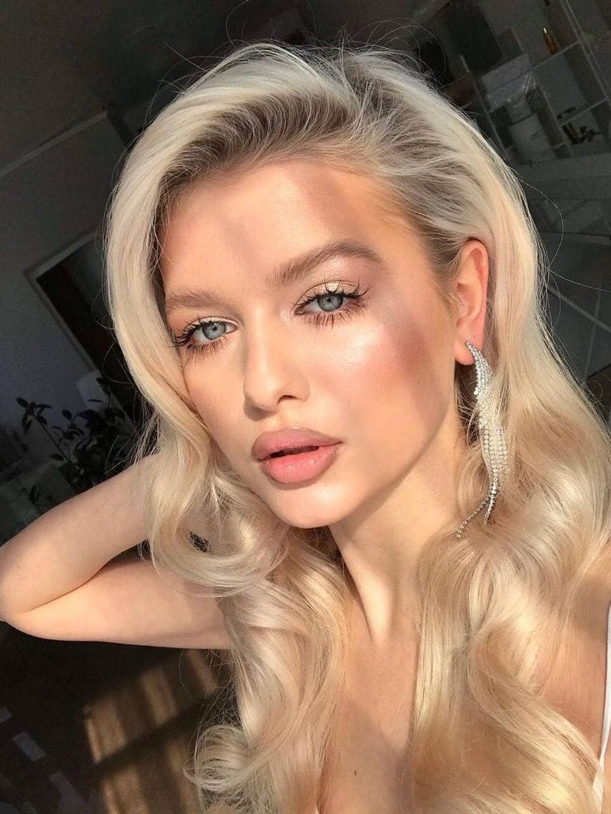 Kazakhs women look very sexy