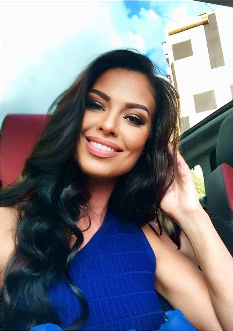 most beautiful American women