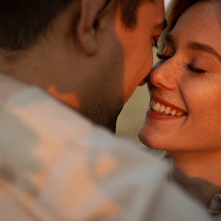 How Do Online Dating Services Work? 5 Tips to Win Bride’s Sympathy